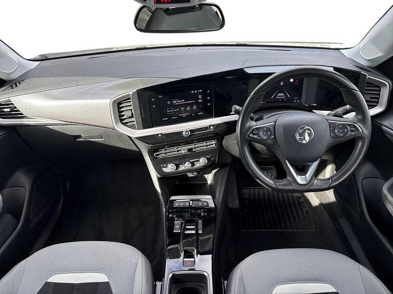 White Used 2021 Vauxhall Mokka Elite SUV | £15,799 (Fair price) - Image 1/4