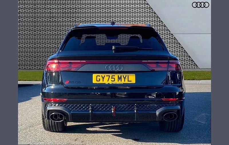 New Audi RS Q8 Design 631 HP (464 kW) 2025 Black SUV