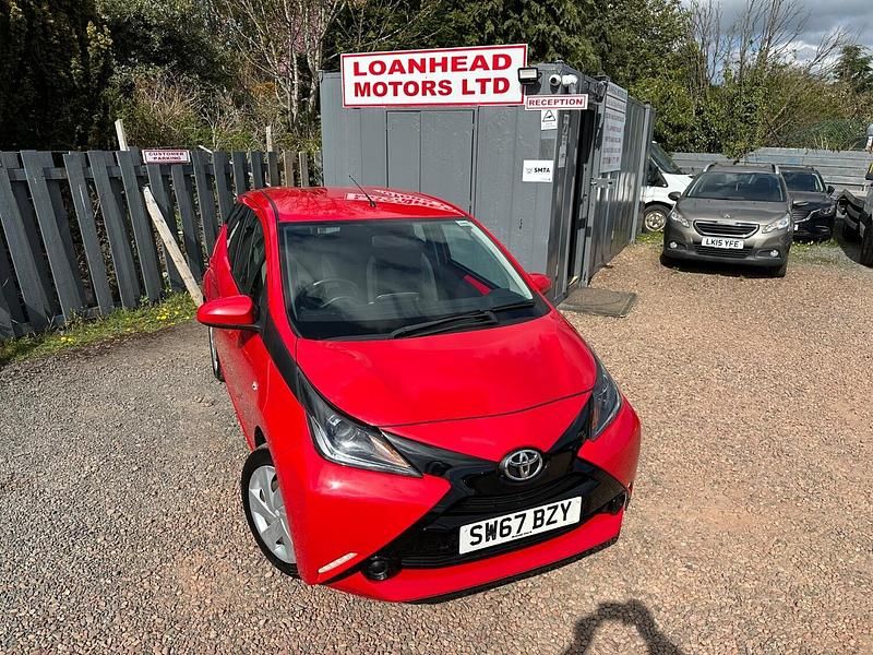 Used Toyota Aygo X-play 2017 Red Hatchback