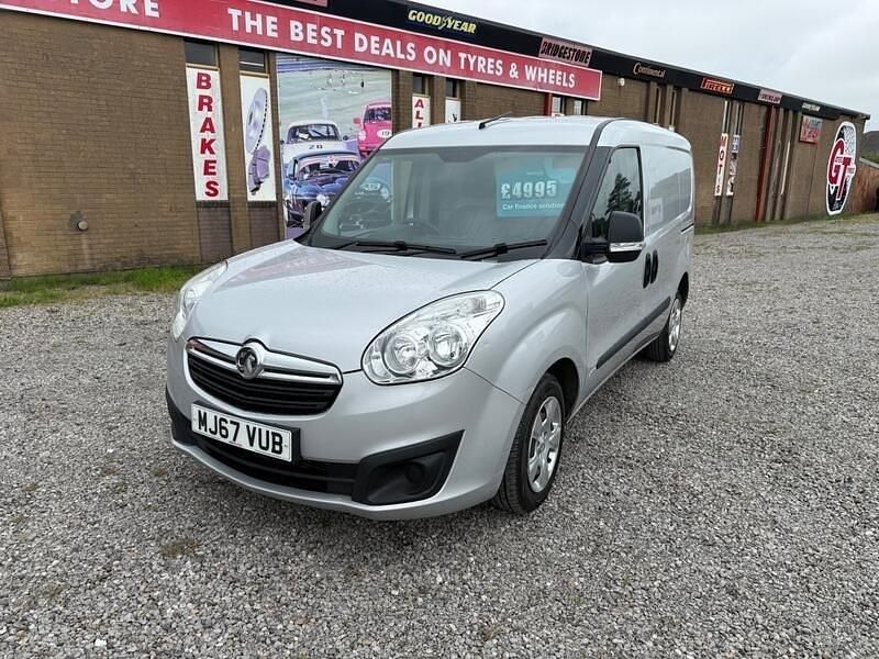 Silver Used 2017 Vauxhall Combo Sportive MPV | £4,995 (A bit pricey) - Image 1/4