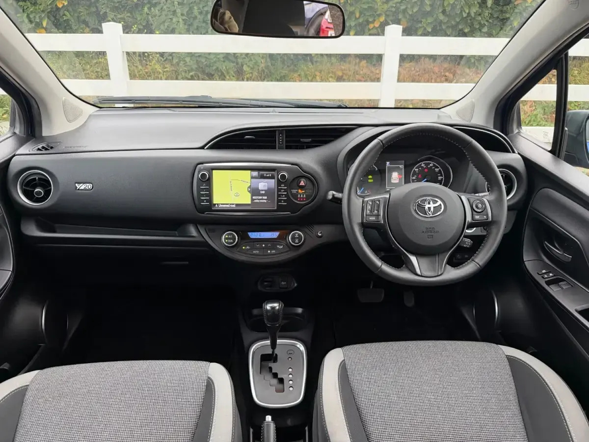 Used Toyota Yaris Hybrid 2020 Blue Hatchback