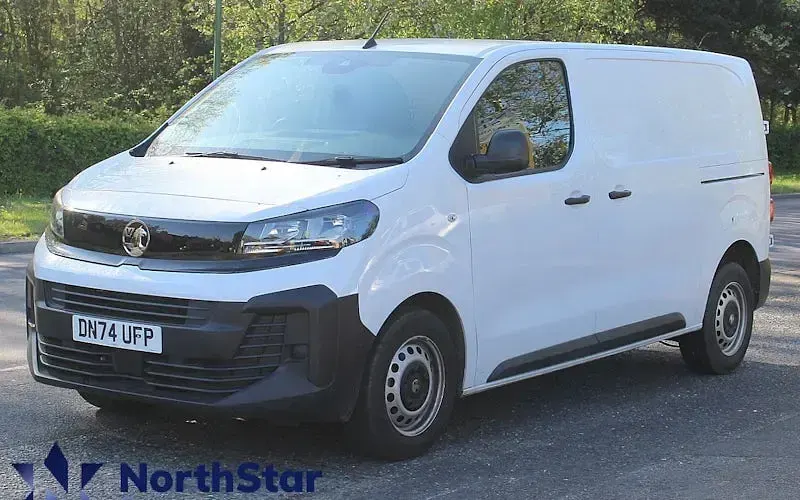 Used Vauxhall Vivaro S 120 HP (88 kW) 2024 MPV