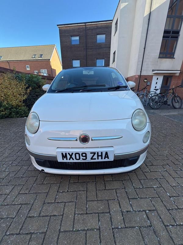 Used Fiat 500 Lounge 69 HP (50 kW) 2009 White Cabriolet