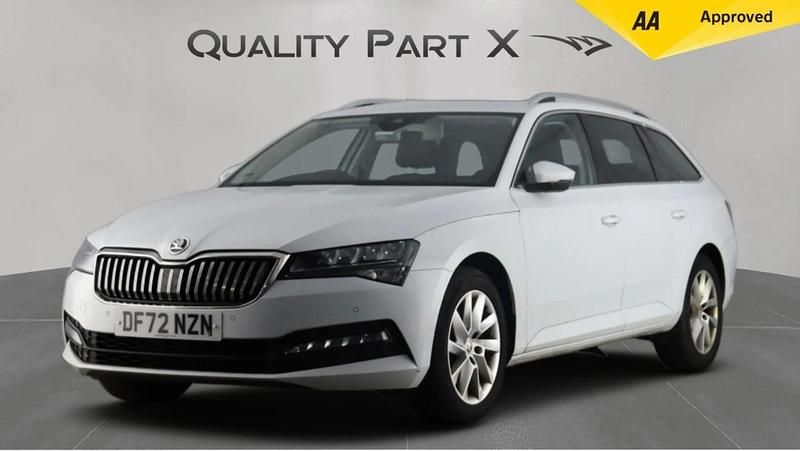 Used Skoda Superb SE Technology 150 HP (110 kW) 2023 White Estate