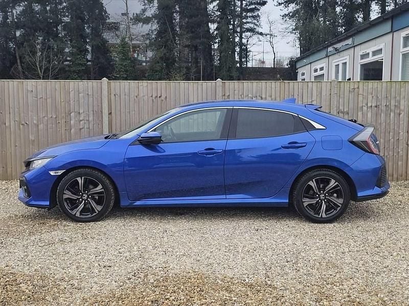 Used Honda Civic SR 126 HP (92 kW) 2018 Blue Hatchback