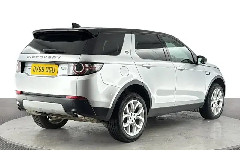 Used Land Rover Discovery 5 HSE 179 HP (131 kW) 2018 Silver SUV