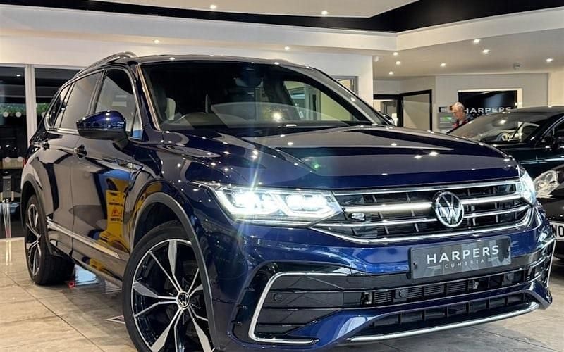 Used 2024 VW Tiguan Allspace R-line SUV | £29,267 (Super price) - Image 1/4