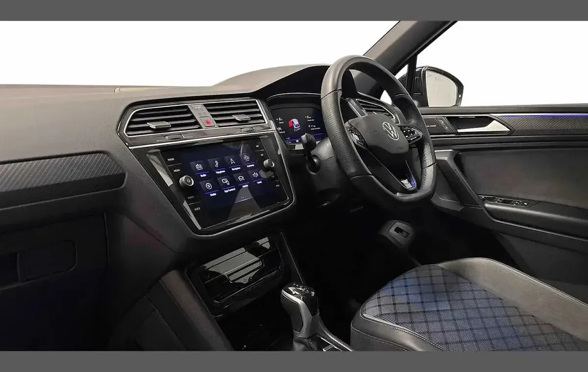 Used VW Tiguan R 320 HP (235 kW) 2022 Black SUV