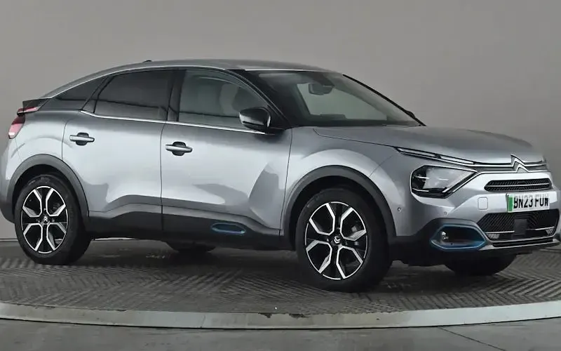 Usado Citroën e-C4 Shine 100 kW (136 CV) 2023 Utilitario