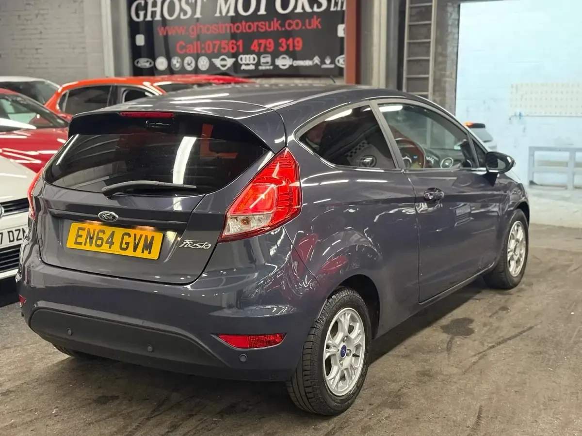 Used Ford Fiesta Zetec 2015 Grey Hatchback