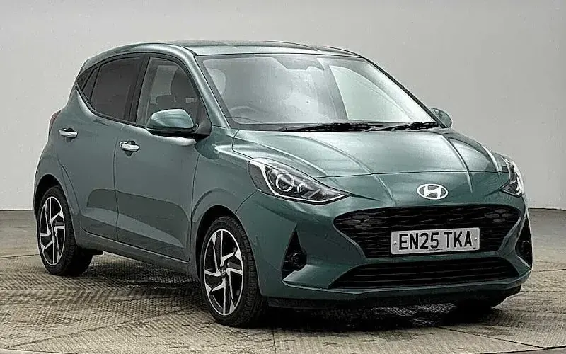 Used Hyundai i10 Premium 79 HP (58 kW) 2025 Hatchback