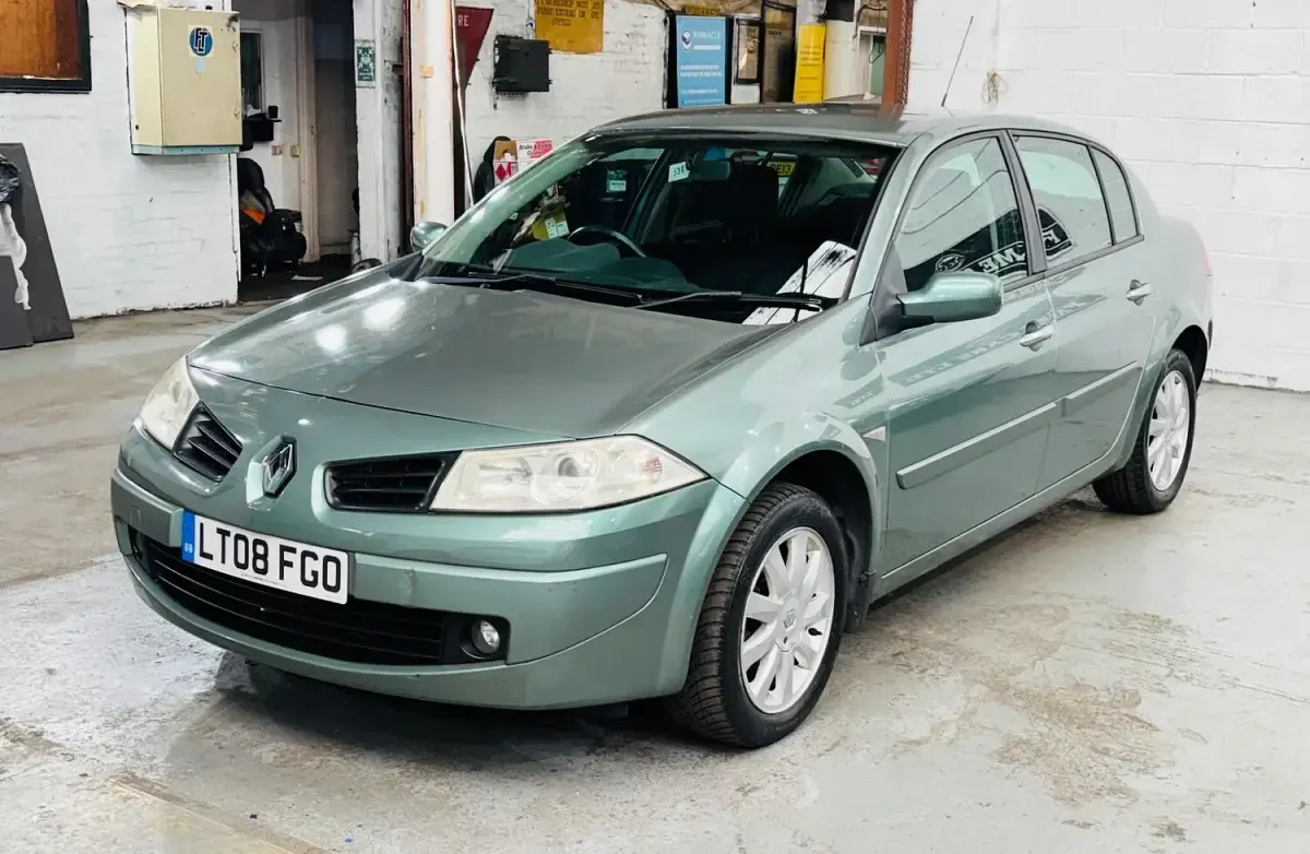 Used Renault Mégane II Dynamique 2008 Green Sedan