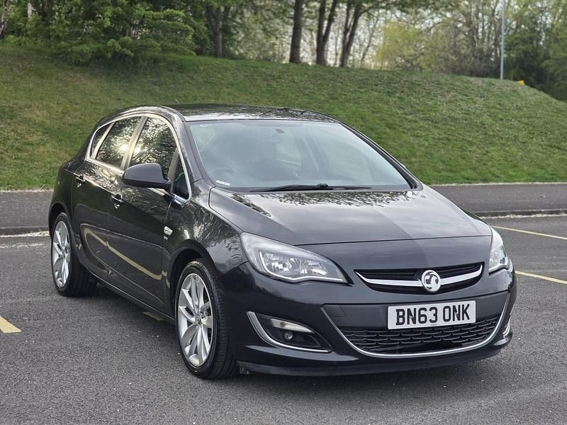 Used Vauxhall Astra SRi 2013 Black Hatchback