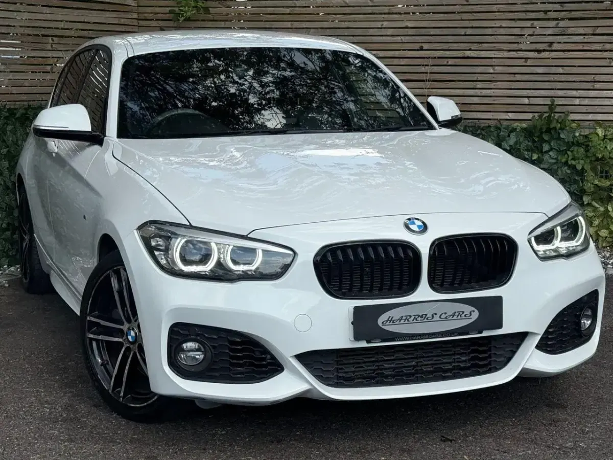 Used BMW 118 Efficient Dynamics 2018 White Hatchback