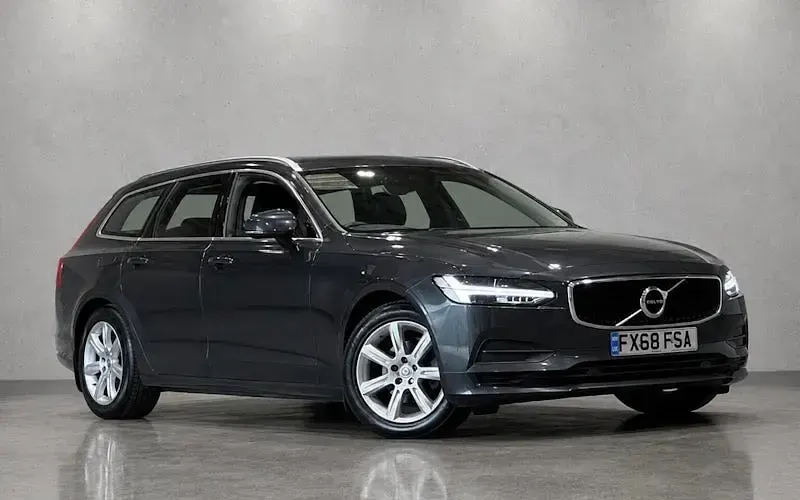 Used Volvo V90 Momentum 190 HP (139 kW) 2018 Estate