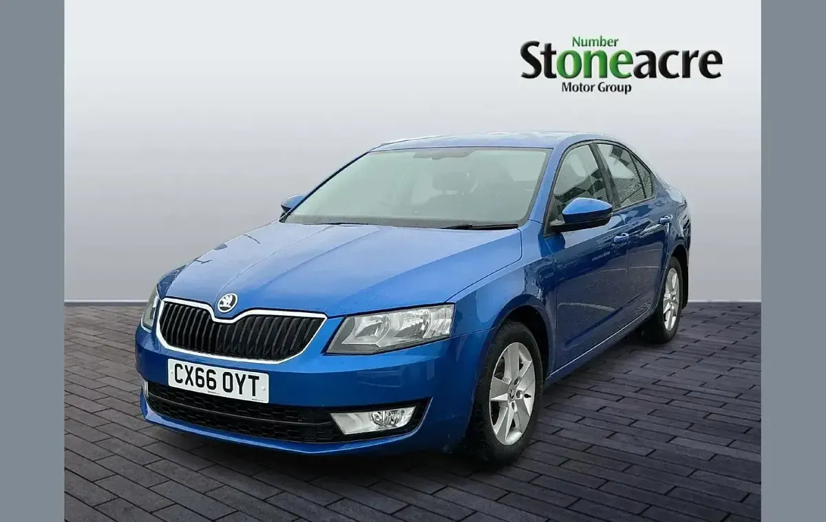 Used Skoda Octavia SE 150 HP (110 kW) 2016 Blue Estate