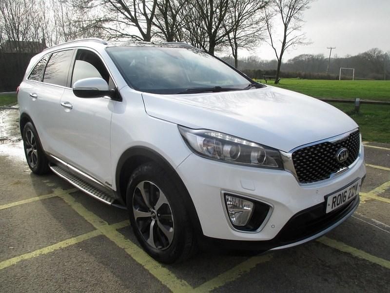 Used Kia Sorento 2016 White SUV