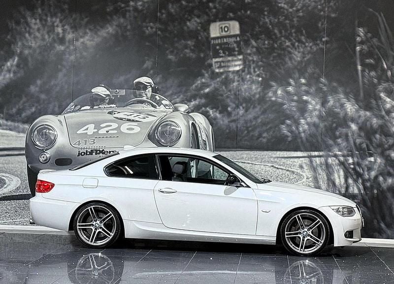 Begagnad BMW 335 Sport Line 2012 Vit Sportkupé