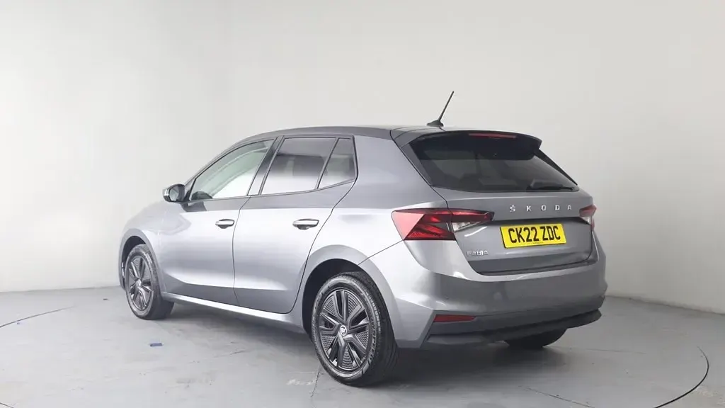 Used Skoda Fabia Colour Edition 80 HP (58 kW) 2022 Grey Hatchback