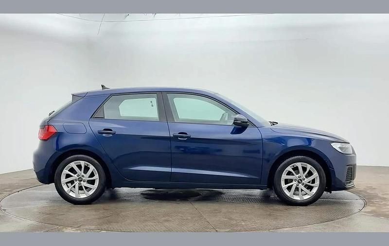 Used Audi A1 Sport 94 HP (69 kW) 2023 Blue SUV