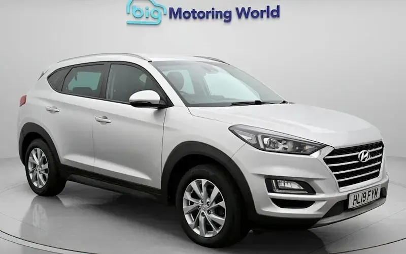 Used Hyundai Tucson SE 136 HP (100 kW) 2019 Grey SUV