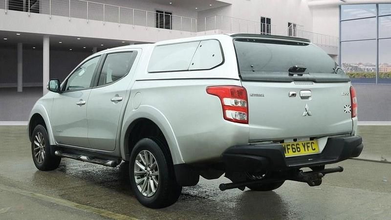 Used Mitsubishi L200 Warrior 2016 Silver Pickup