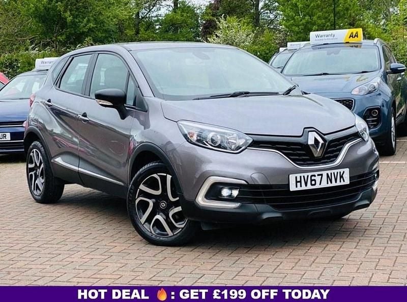 Grey Used 2018 Renault Captur Dynamique SUV | £7,970 (Good price) - Image 1/4