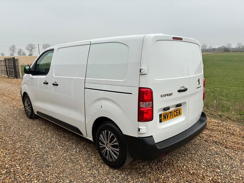 Used Peugeot Expert Premium 2022 White Van