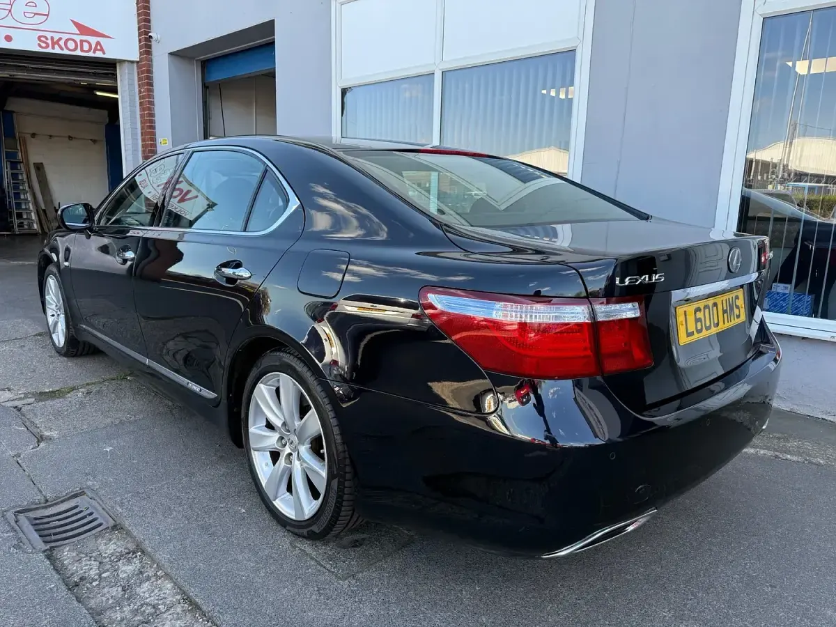 Used Lexus LS600h L 2008 Black Sedan