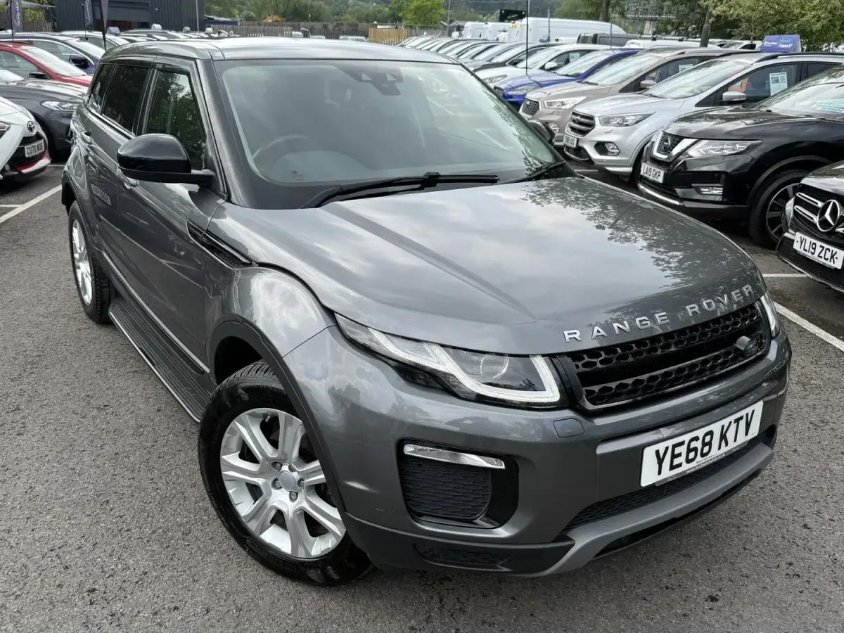 Używany Land Rover Range Rover evoque SE 2018 Szary SUV