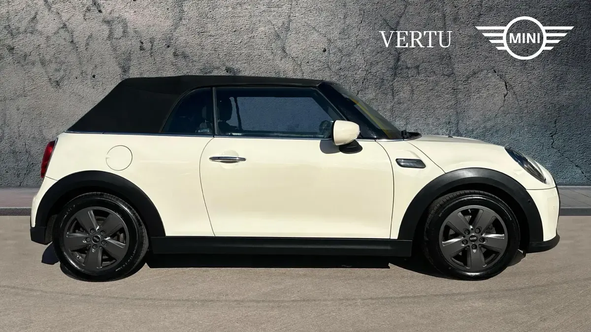 Begagnad Mini Cooper Cabriolet Comfort 136 HK (100 kW) 2009 Cab