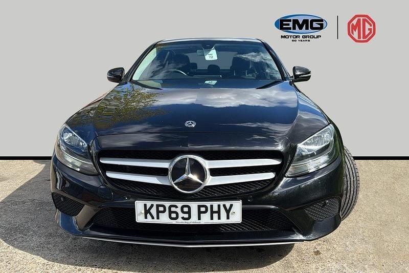 Used Mercedes C200 SE 198 HP (145 kW) 2019 Black Sedan
