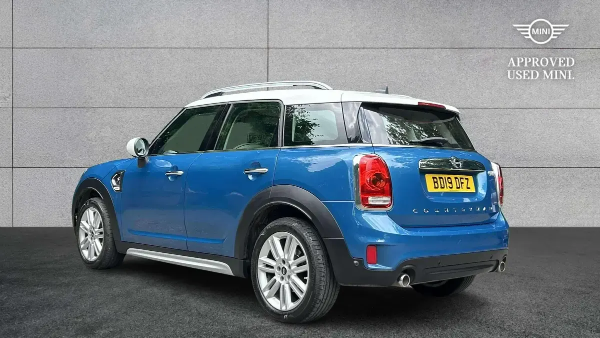 Used Mini Cooper S Countryman Exclusive 189 HP (139 kW) 2019 Blue SUV