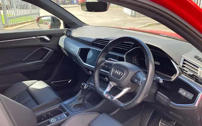 Used Audi Q3 Sportback 230 HP (169 kW) 2020 Red SUV