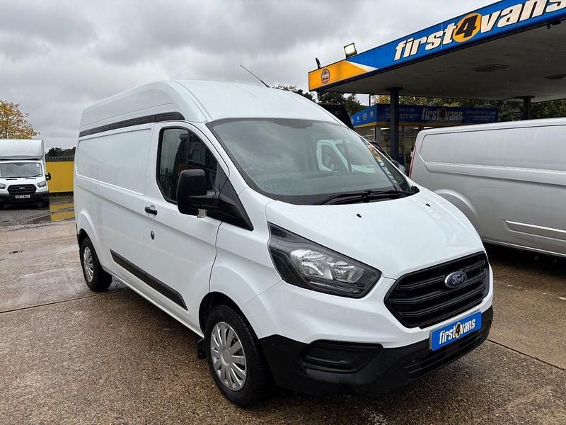 White Used 2019 Ford Transit Custom Van | £13,500 (Fair price) - Image 1/3