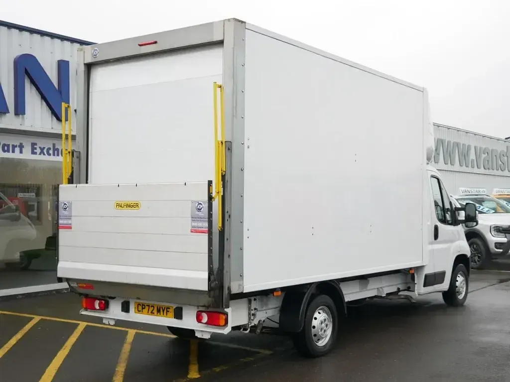 Used Peugeot Boxer 140 HP (102 kW) 2023 White Van