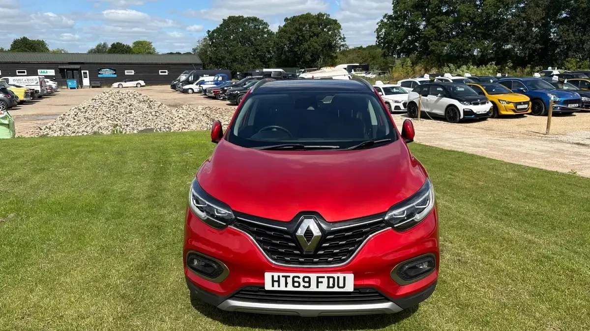 Used Renault Kadjar Version S 140 HP (102 kW) 2019 Red SUV