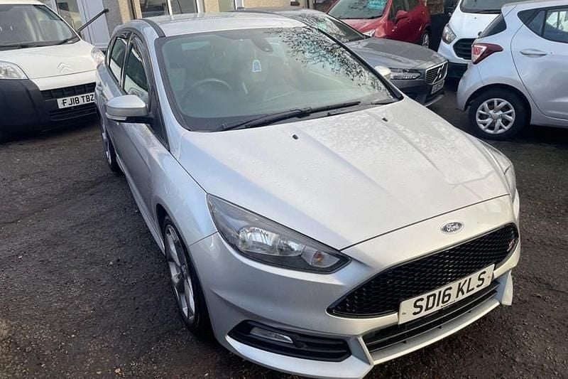 Silver Used 2016 Ford Focus ST Hatchback | £6,495 (Super price) - Image 1/1