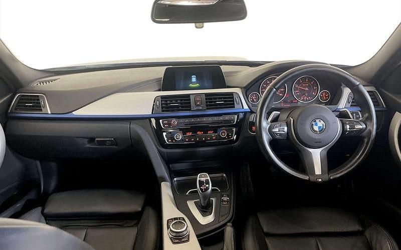 Used BMW 320 M Sport 190 HP (139 kW) 2018 Blue Estate