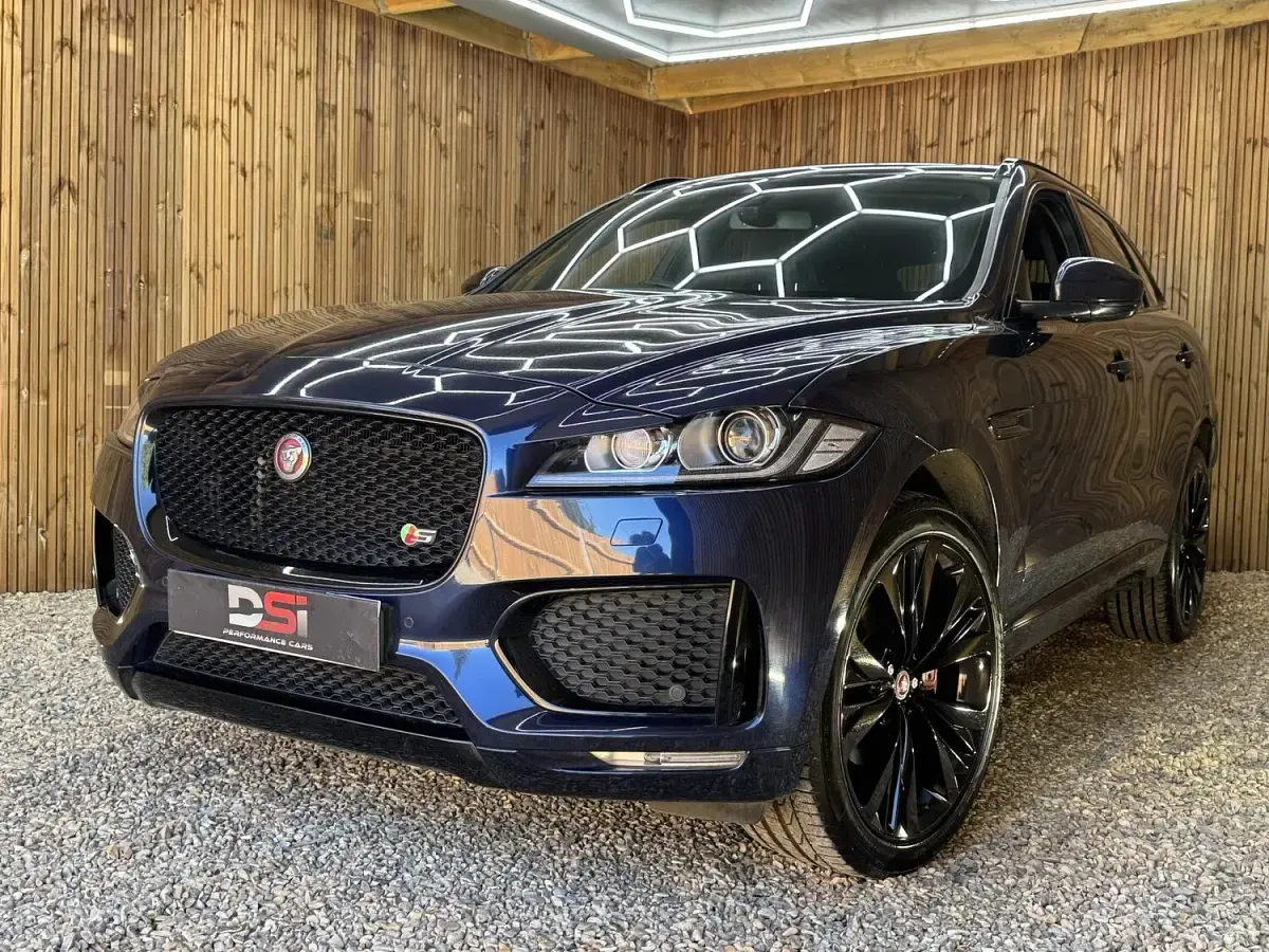 Used Jaguar F-Pace S 300 HP (220 kW) 2017 Blue SUV