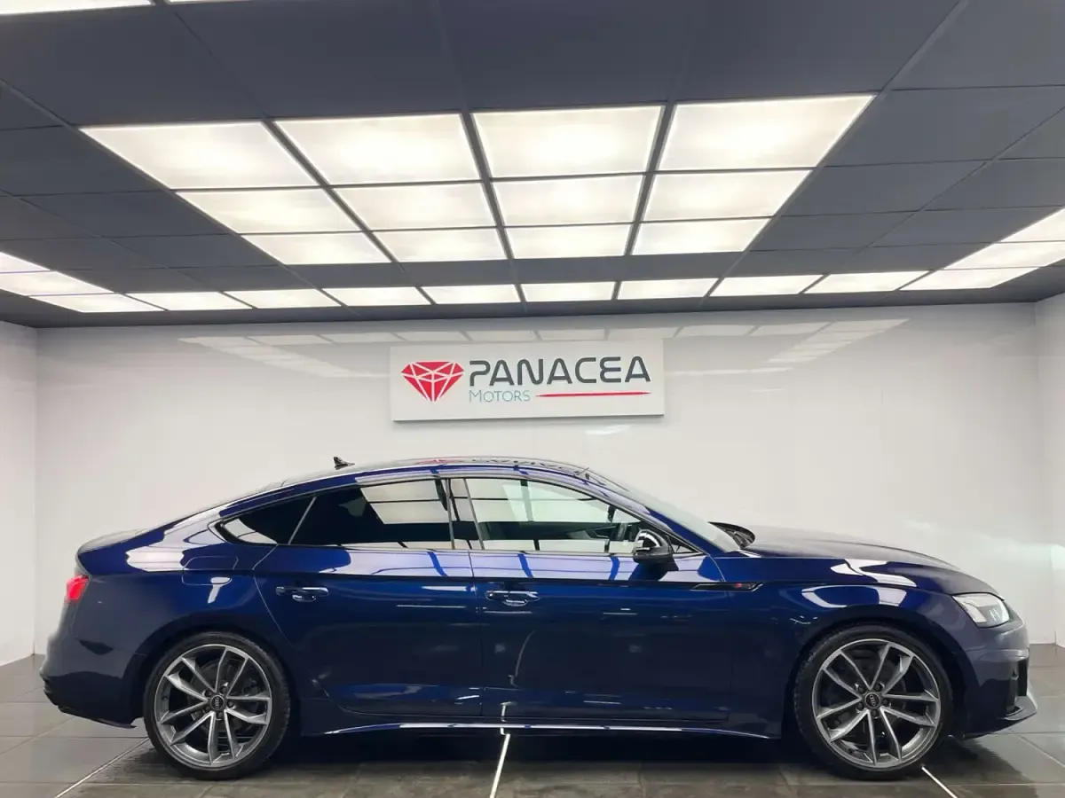 Second-hand Audi A5 S-Line 163 CP (119 kW) 2022 Albastru Coupe