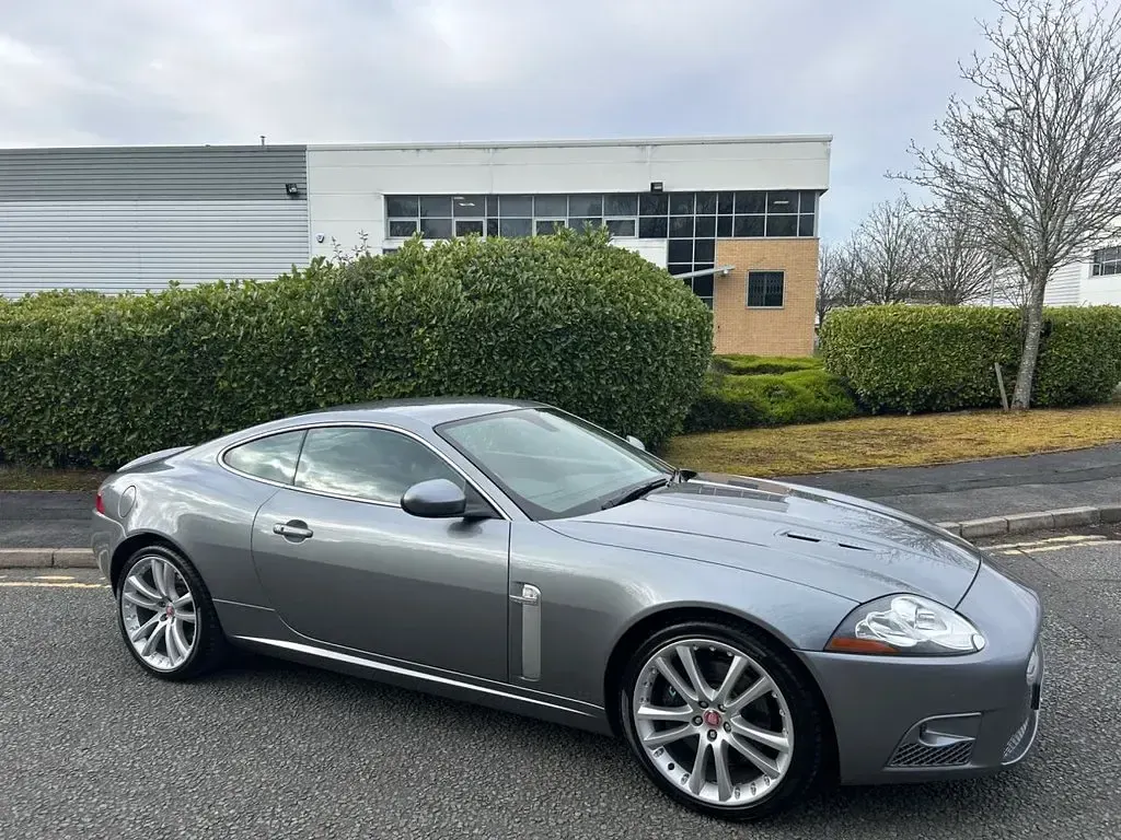 Used Jaguar XKR Supercharged 420 HP (308 kW) 2007 Grey Coupe
