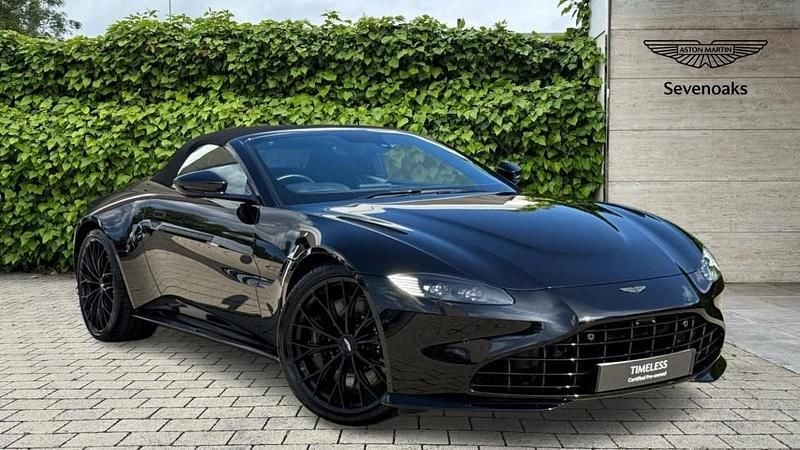 Onyx black Used 2024 Aston Martin Vantage Coupe | £119,990 - Image 1/4