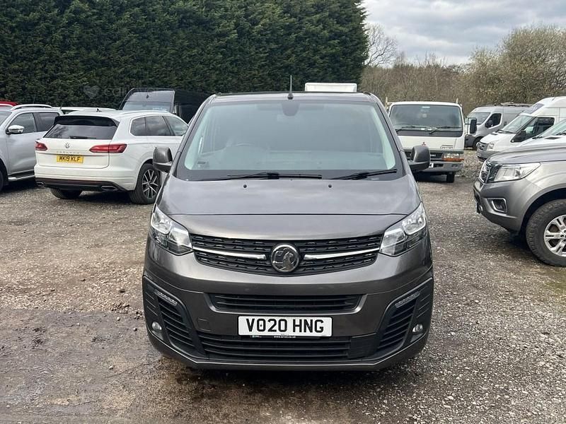 Used Vauxhall Vivaro Sportive 120 HP (88 kW) 2020 Grey MPV