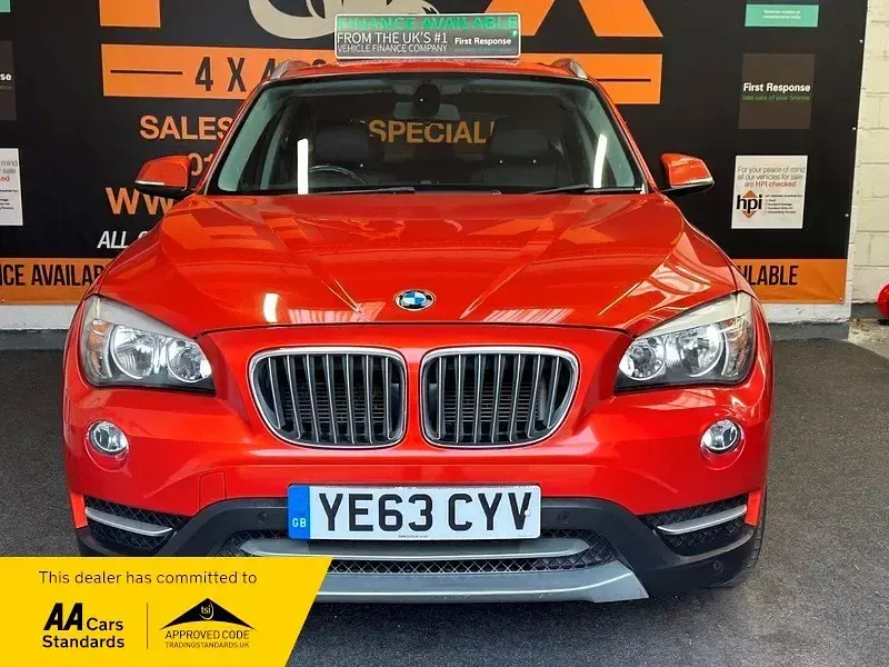 Begagnad BMW X1 xLine 2014 Orange SUV