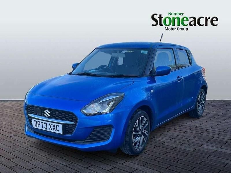Begagnad Suzuki Swift SZ-L 83 HK (61 kW) 2024 Blå Halvkombi