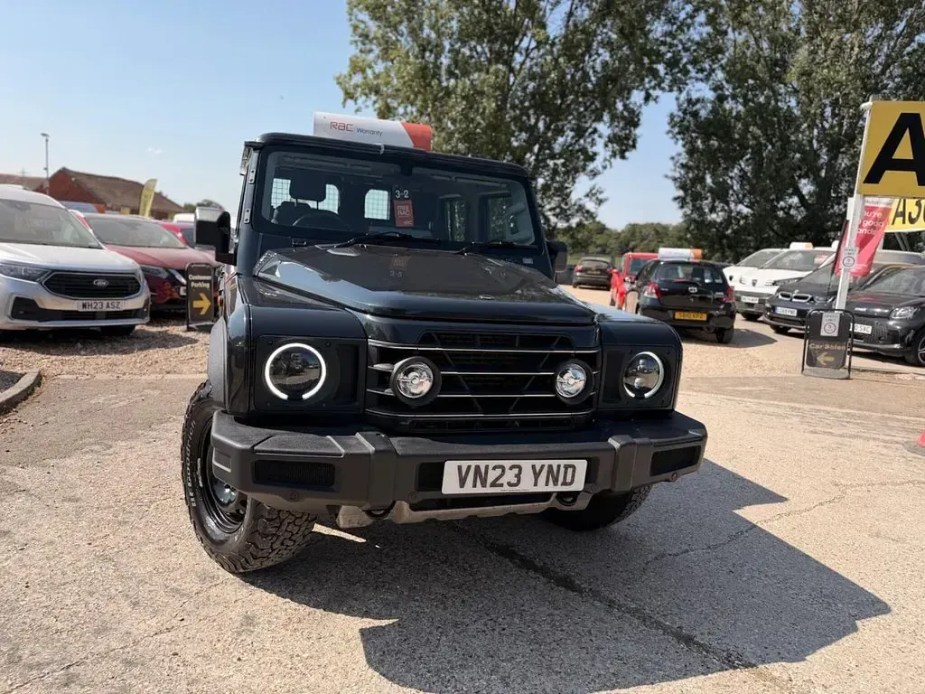 Used Ineos Grenadier 249 HP (183 kW) 2023 Grey Estate