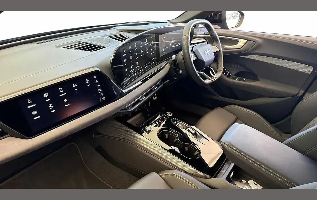 Used Audi A5 Advanced 200 HP (147 kW) 2025 Blue Estate
