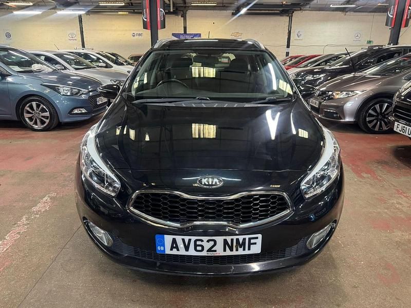 Używany Kia Ceed 2012 Czarny Hatchback