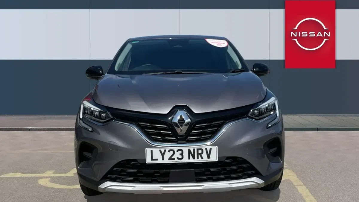 Used Renault Captur Evolution 91 HP (66 kW) 2023 Grey SUV
